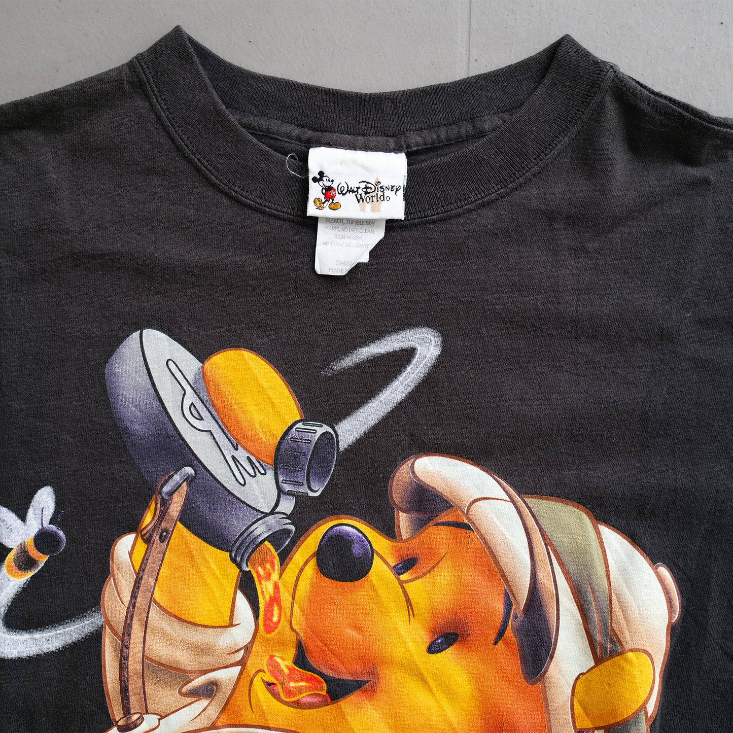 Vintage Walt Disney World Winnie The Pooh Animal Kingdom Explorer Tee